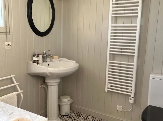 Maison De Charme Avec Piscine